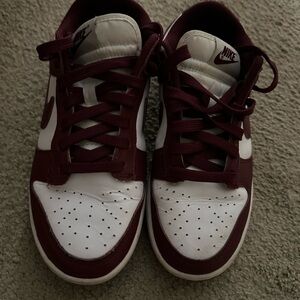 Nike Dunk Low
Bordeaux (Women's) Nike Burgundy and White Athletic Shoes
